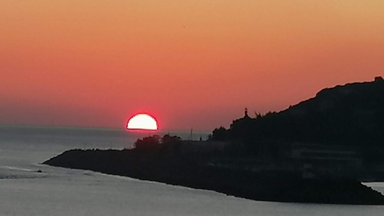 Sol, Mar E Praia Sesimbra Bagian luar foto